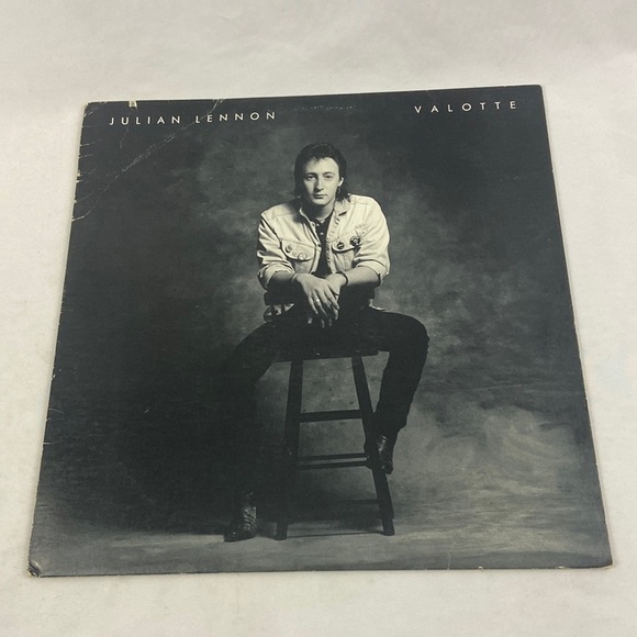 Julian Lennon Valotte 1984 Vinyl Record LP - Picture 1 of 9